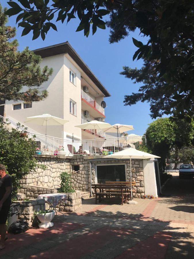 Apartments Tepavac 노비비노돌스키 외부 사진